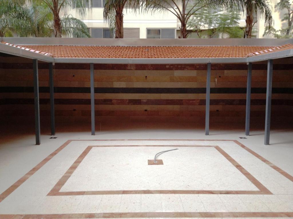 Embassy Hotel Beirut Exterior photo
